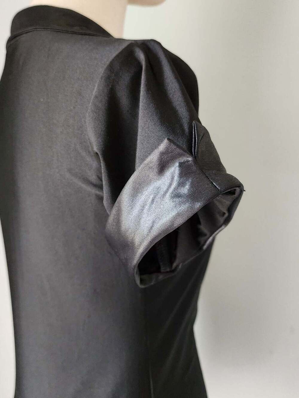 🚨 Cop Tease 🚨 - Picture 3 of 11